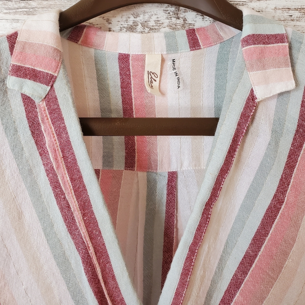 NWOT Elan Striped Surplice Faux Wrap Roll Sleeve Blouse - Picture 4 of 10